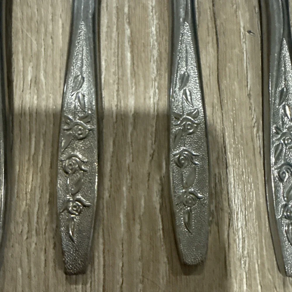 Ekco Rose Cotillion Stainless Flatware Dinner Knives 5 pcs Eterna Taiwan